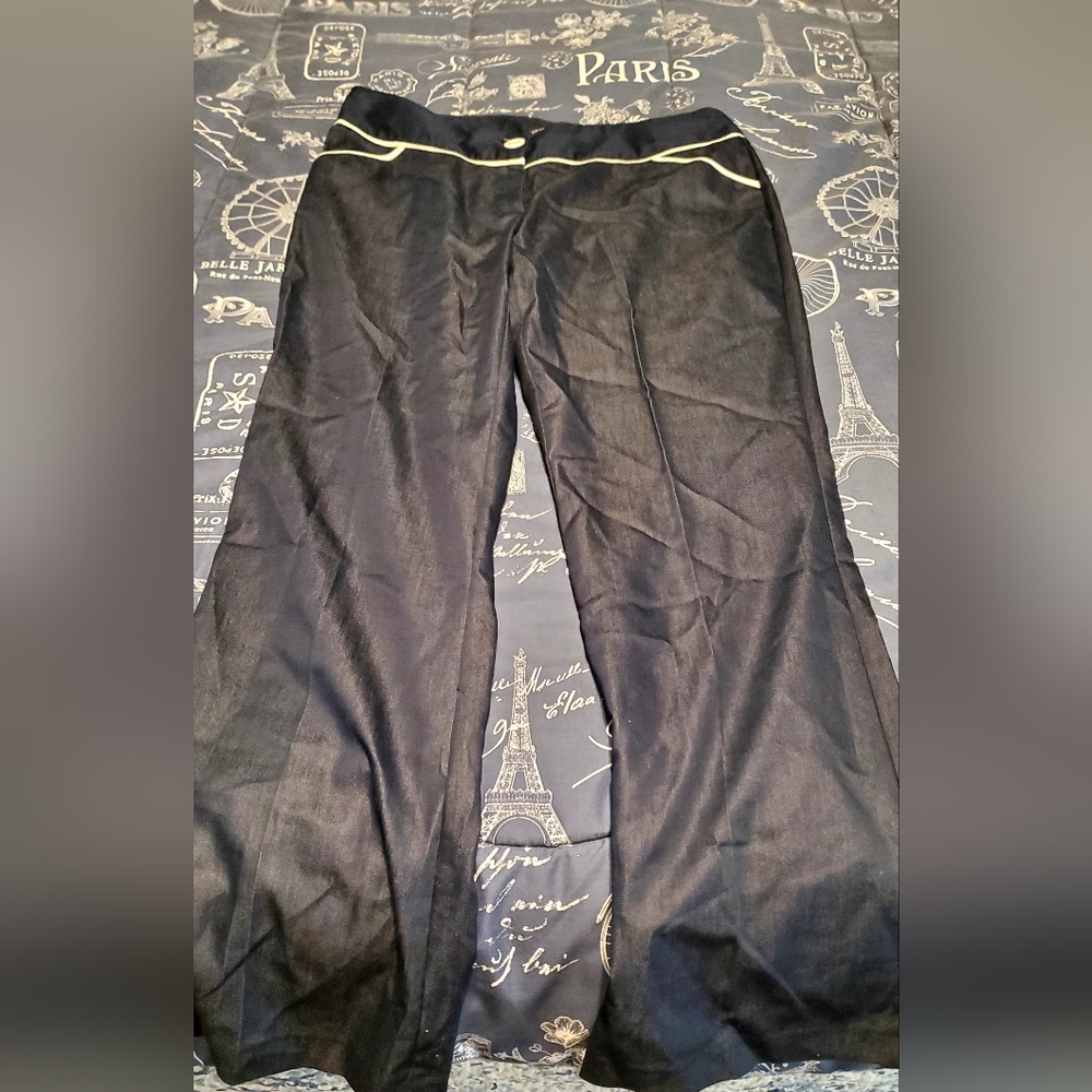 Courtenay Navy and Gray Fabric